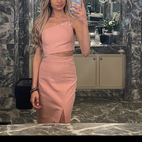 Cinq A Sept pink midi dress one shoulder - Picture 2 of 3